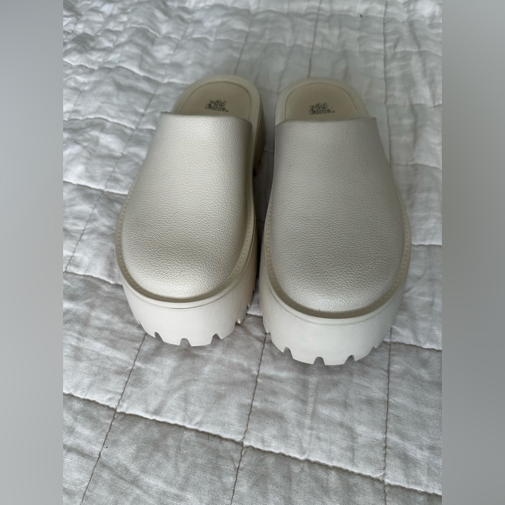 Women's Cream Platform Clogs
